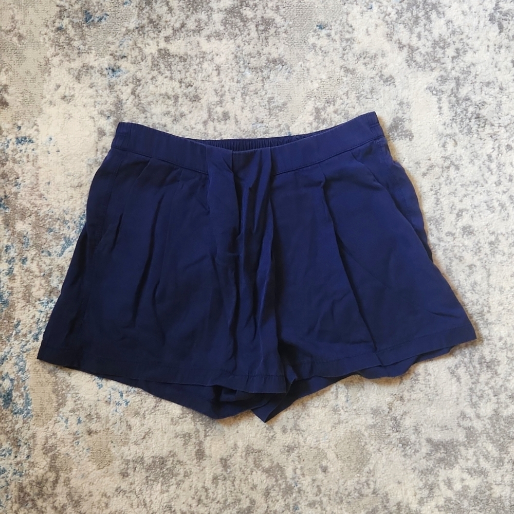 Lululemon Women's‎ Size 6 Navy &Go Keepsake Shorts Workout Athletic